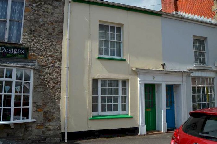 2 Bedroom Terraced House To Rent In 78 Holyrood Street, Chard, TA20