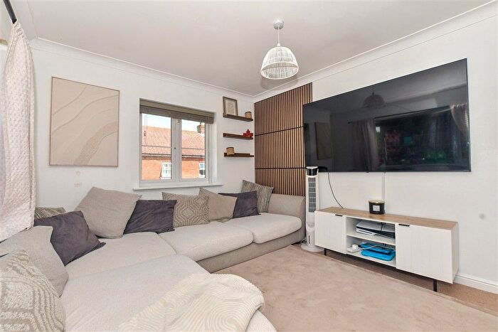 2 Bedroom Flat For Sale In Bluebell Road, Kingsnorth, Ashford, Kent, TN23