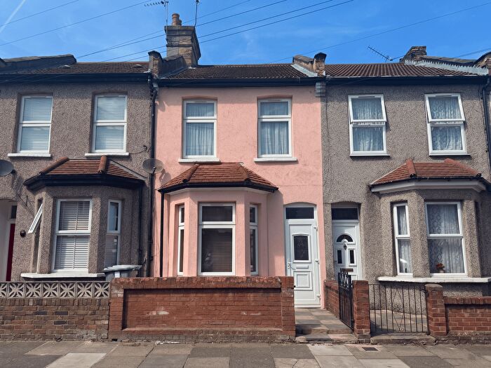 3 Bedroom Terraced House For Sale In Nelson Street, East Ham, London, E6