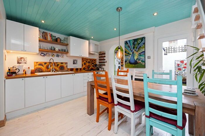 4 Bedroom Terraced House To Rent In Hendon Street, Brighton, BN2