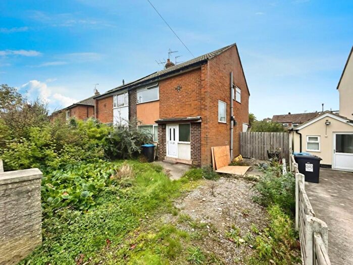 3 Bedroom Semi-Detached House For Sale In Woodfield Road, Harrogate, HG1