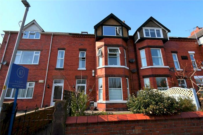 3 Bedroom Maisonette To Rent In Drummond Road, Hoylake, Wirral, CH47