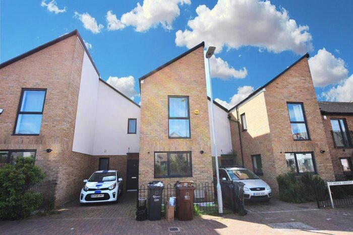 3 Bedroom Terraced House To Rent In Patrick Crescent, Dagenham, RM8