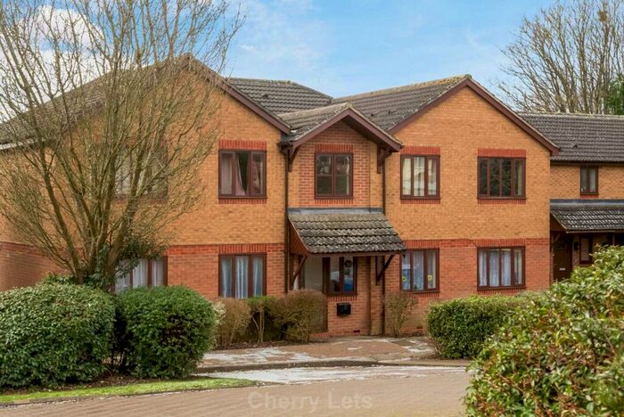 1 Bedroom Apartment To Rent In Parklands, Banbury, OX16