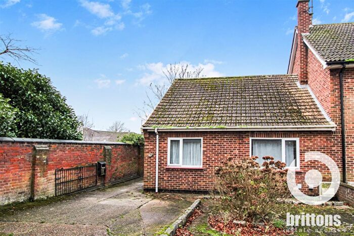 2 Bedroom Semi-Detached Bungalow For Sale In Kettlewell Lane, King's Lynn, PE30