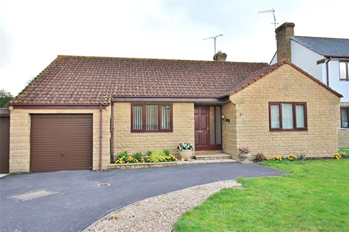 3 Bedroom Bungalow To Rent In Greendale, Ilminster, Somerset, TA19
