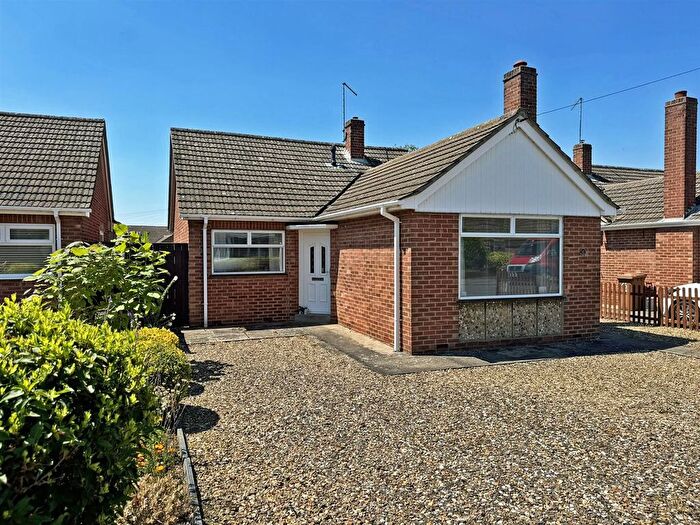 2 Bedroom Detached Bungalow To Rent In Castle Drive, Peterborough, PE6