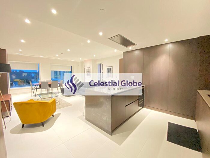 2 Bedroom Flat To Rent In Sugar Quay, Water Lane, London, EC3R