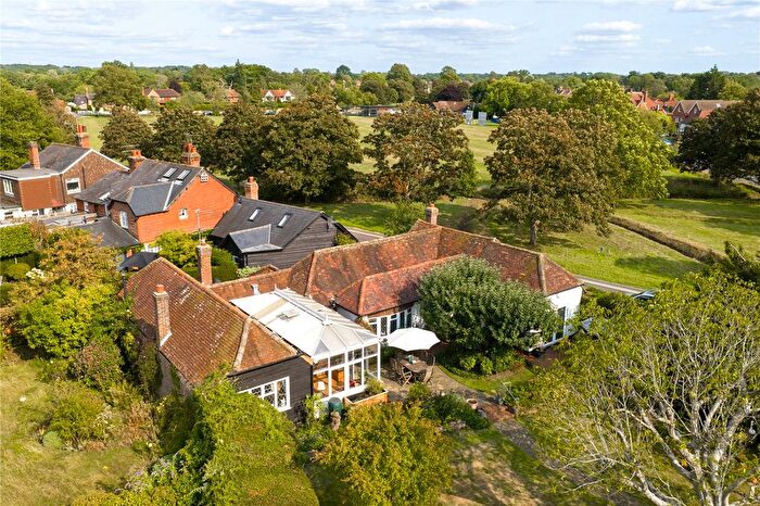 3 Bedroom Detached House For Sale In The Common, Cranleigh, Surrey, GU6