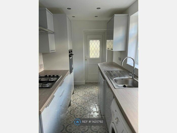 4 Bedroom Semi-Detached House To Rent In Rocky Lane, Childwall, Liverpool, L16