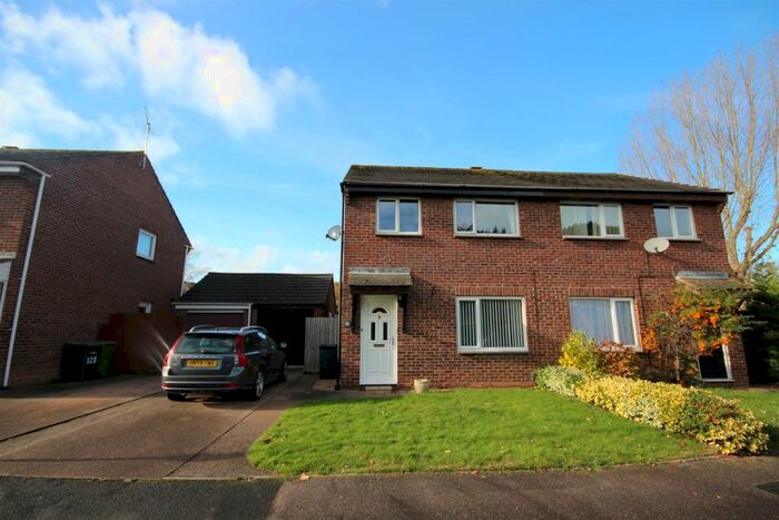 3 Bedroom Semi-Detached House To Rent In Alphington, Exeter, EX2