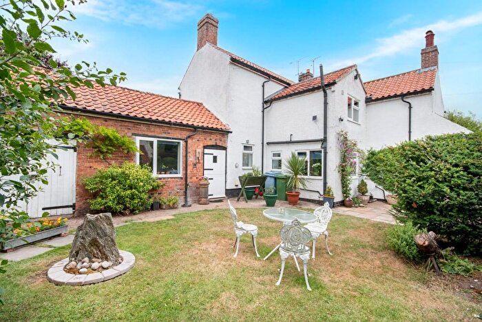 4 Bedroom Link Detached House For Sale In Main Street, North Leverton, Retford, DN22