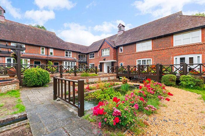 2 Bedroom Flat For Sale In Timbermill Court, Fordingbridge, SP6