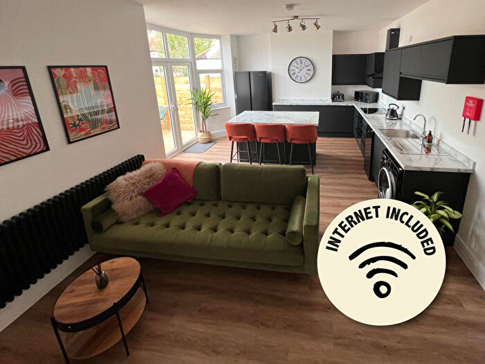 5 Bedroom Terraced House To Rent In Staple Hill Road, Fishponds, BS16