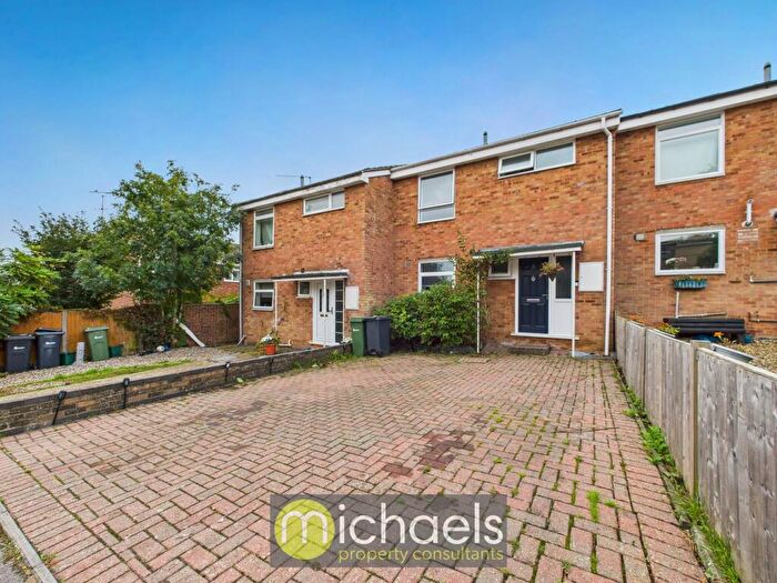 3 Bedroom Terraced House For Sale In Maple Close, Halstead, CO9