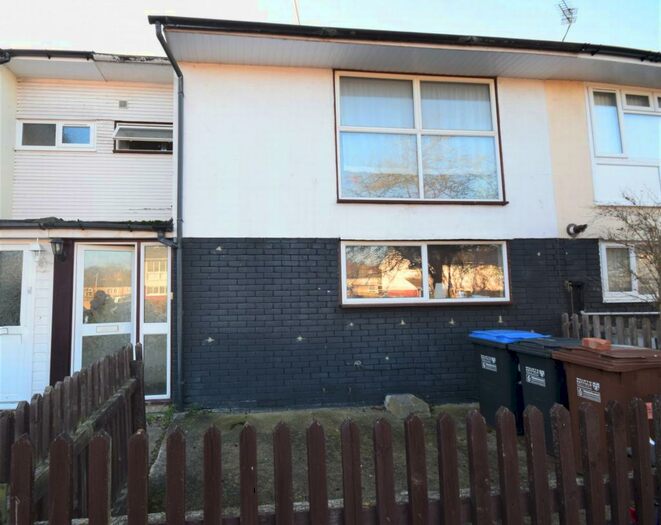 4 Bedroom House To Rent In Deerswood Avenue, Hatfield, AL10