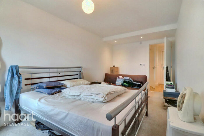 1 Bedroom Apartment For Sale In Park Place, Stevenage, SG1