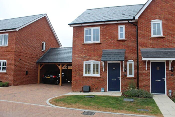 2 Bedroom Semi-Detached House To Rent In Modern Two Bed House, OX11