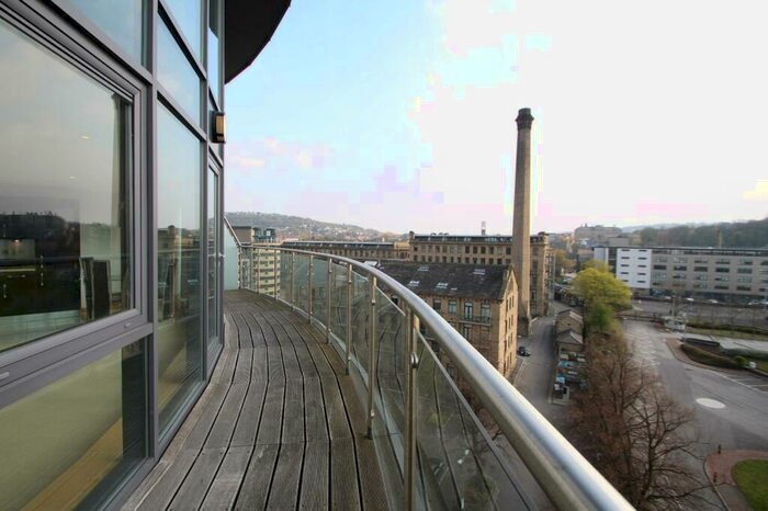 2 Bedroom Flat To Rent In , Salts Mill Road, Shipley, West Yorkshire, BD17