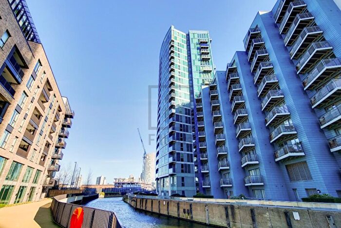 2 Bedroom Apartment To Rent In High Street, London, E15