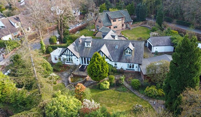 4 Bedroom Detached House For Sale In Raby Drive, Raby Mere, CH63