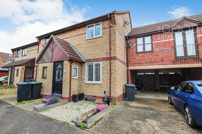 3 Bedroom Terraced House For Sale In Calfe Fen Close, Soham, CB7