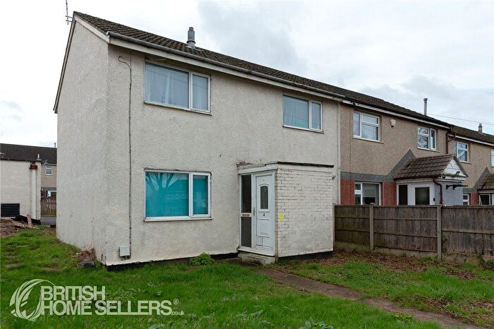 3 Bedroom End Of Terrace House For Sale In Cheviot Court, Carlton-In-Lindrick, Worksop, Nottinghamshire, S81