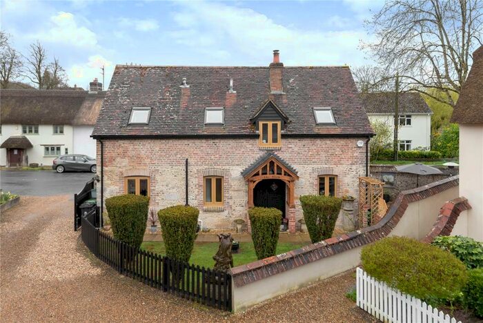 3 Bedroom Detached House For Sale In Rectory Road, Piddlehinton, Dorchester, DT2