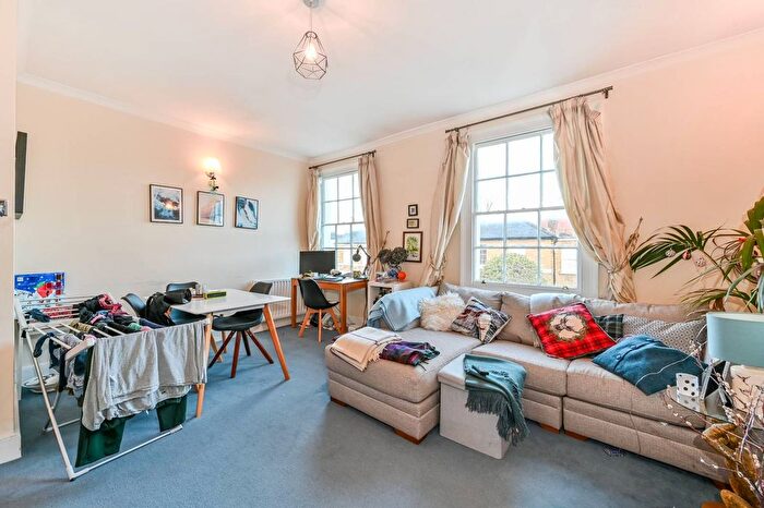 2 Bedroom Flat To Rent In Ripplevale Grove, Barnsbury, London, N1