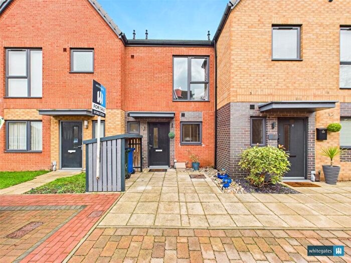 2 Bedroom Terraced House For Sale In Winscar Road, Doncaster, South Yorkshire, DN4