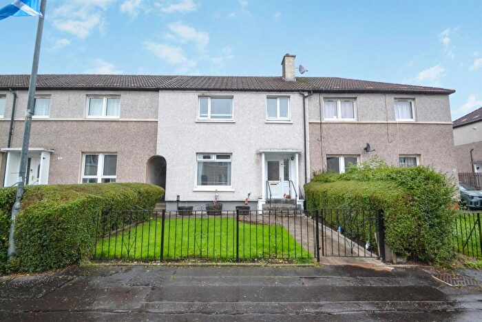 3 Bedroom End Of Terrace House For Sale In Berneray Street, Glasgow, G22