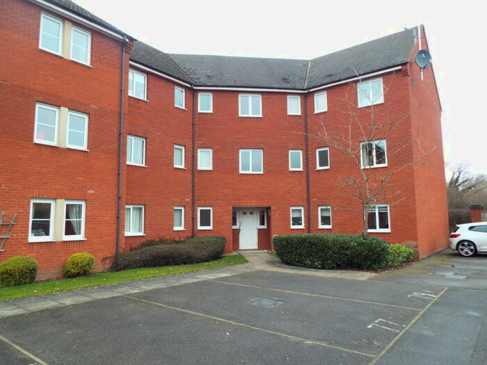 2 Bedroom Apartment To Rent In Wildhay Brook, Hilton, Derbys., DE65