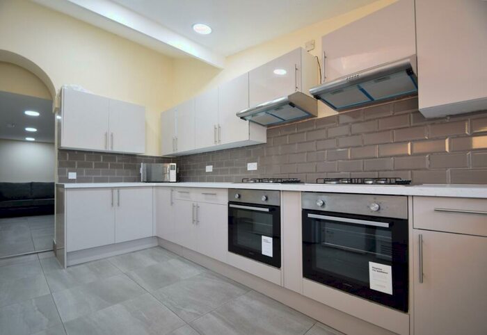 9 Bedroom House To Rent In Woodville Road, Cathays, CF24