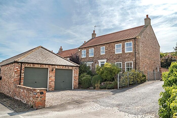 4 Bedroom Detached House For Sale In Main Street, Tollerton, York, YO61