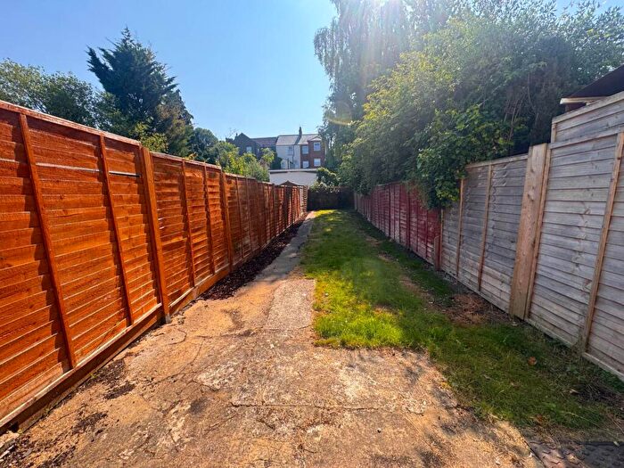 3 Bedroom Terraced House To Rent In Dale Street, Chatham, ME4