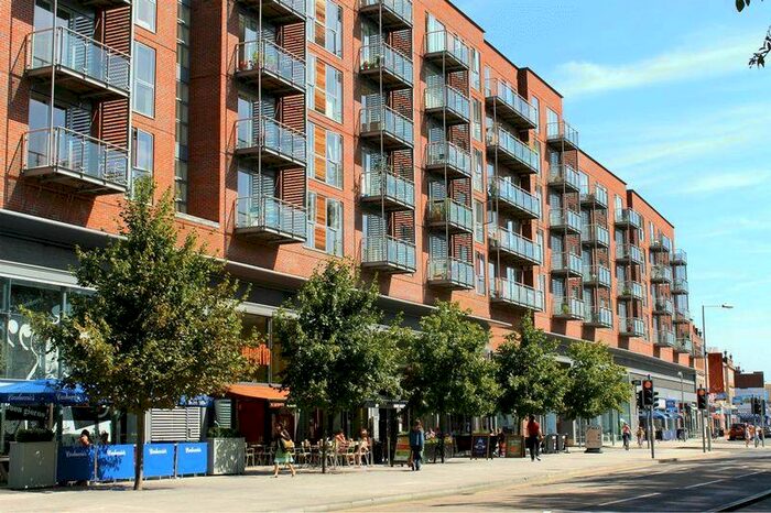 1 Bedroom Flat To Rent In The Heart, Walton-On-Thames, KT12