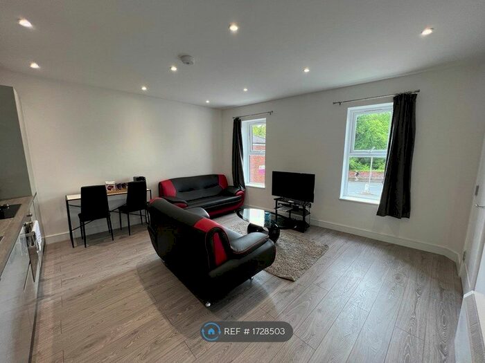 2 Bedroom Flat To Rent In Sakina House, Manchester, M20