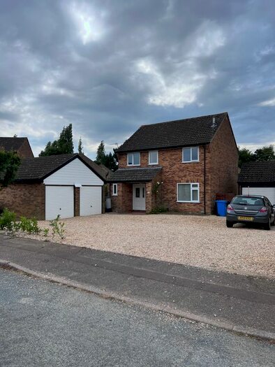 5 Bedroom Detached House To Rent In The Hedgerows, Bowthorpe, Norwich, NR5