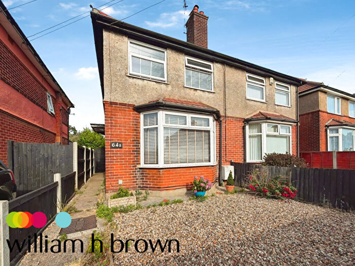 2 Bedroom Semi-Detached House To Rent In Shaftesbury Avenue, Harwich, CO12