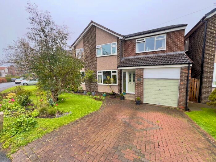 5 Bedroom Detached House For Sale In Heathways, High Shincliffe, Durham, DH1