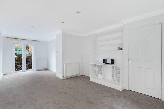 2 Bedroom Property To Rent In Timber Pond Road, Surrey Quays, SE16