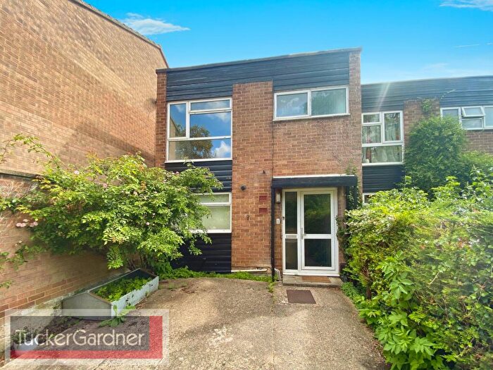 3 Bedroom House To Rent In Rathmore Close, Cambridge, CB1