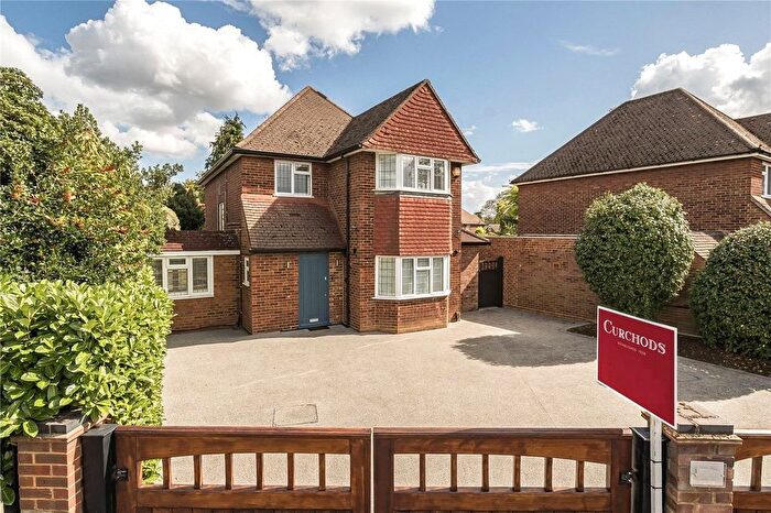 4 Bedroom Detached House To Rent In Sidney Road, Walton On Thames, KT12