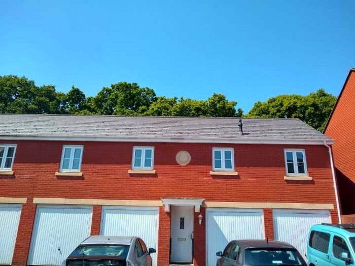 2 Bedroom Flat To Rent In Exeter, EX2 7qb #326915