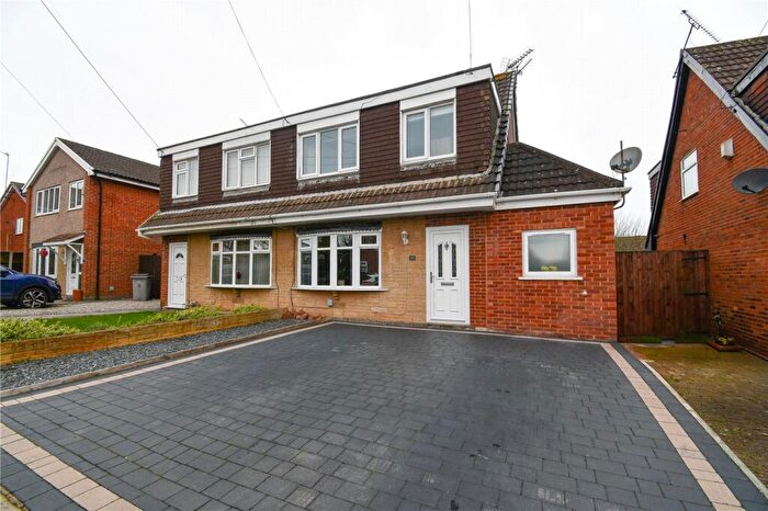 3 Bedroom Semi-Detached House For Sale In Merlin Avenue, Saughall Massie, Wirral, CH49