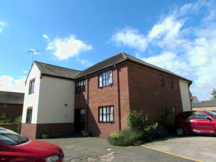 1 Bedroom Flat To Rent In Hill Top Court, Main Road, Dovercourt, Harwich CO12