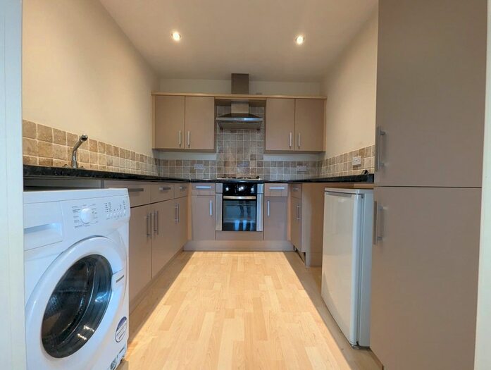 2 Bedroom Flat To Rent In Daniel Hill Mews, Sheffield, S6