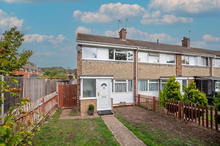 3 Bedroom Terraced House For Sale In Burden Way, Guildford, GU2