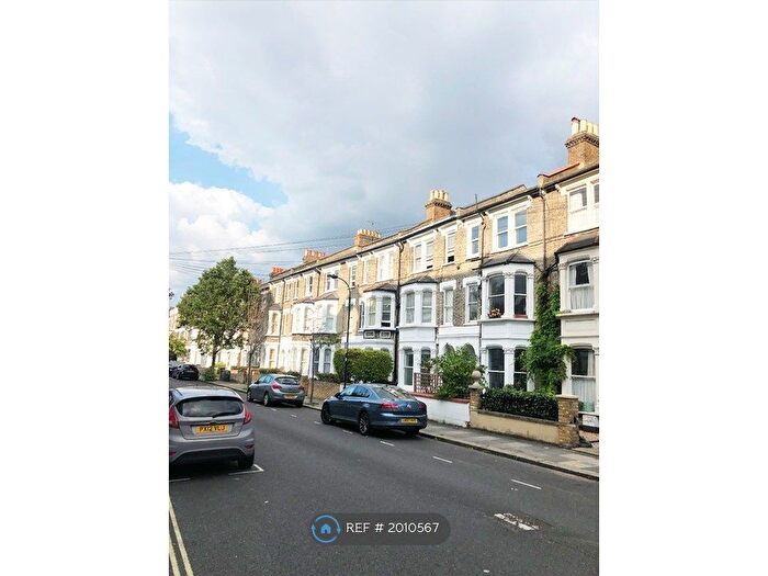 1 Bedroom Flat To Rent In Percy Road, London, W12
