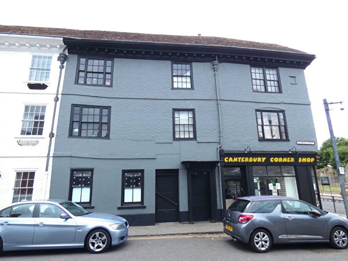 3 Bedroom Maisonette To Rent In Church Street, St Pauls, Canterbury, Kent, CT1